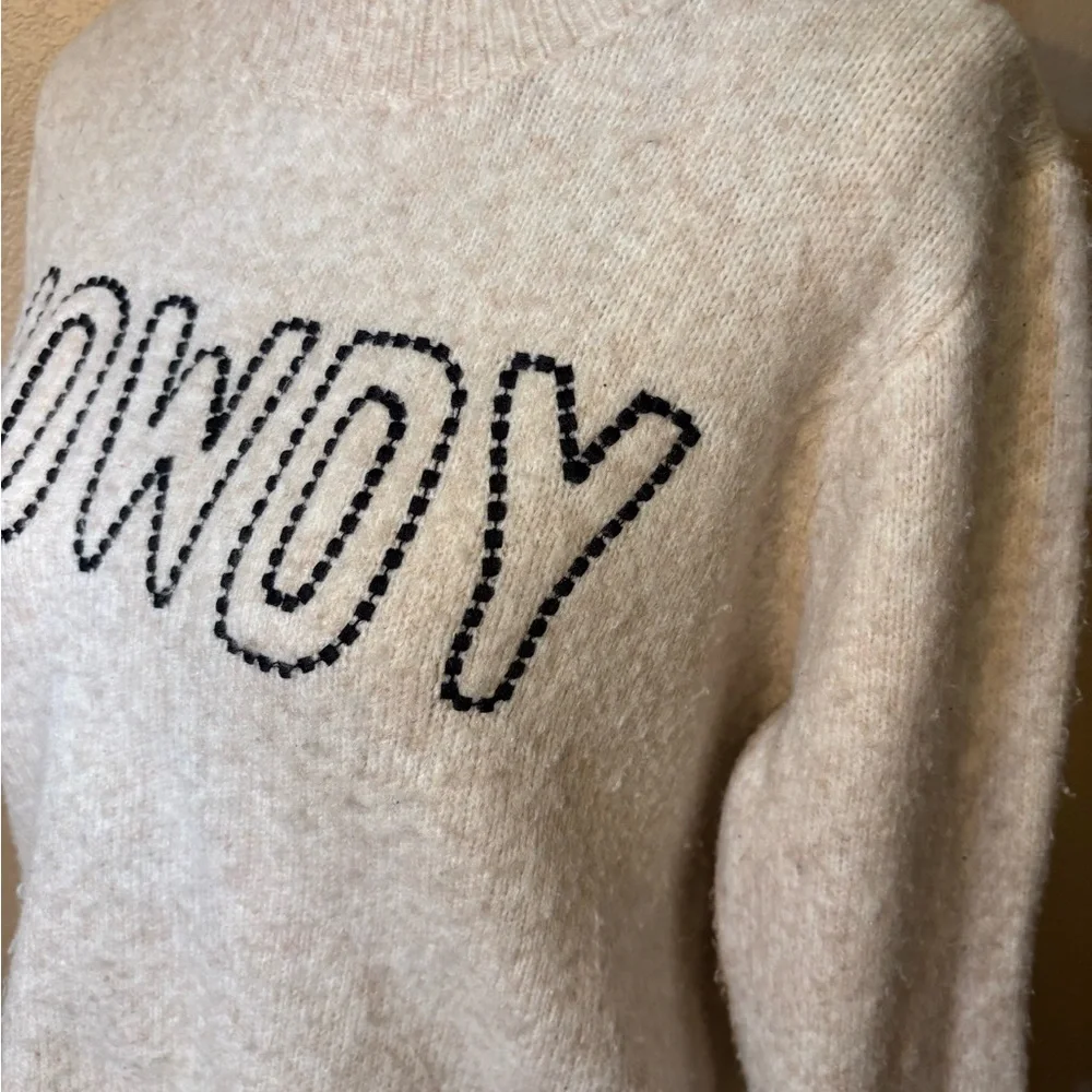 White Crow this cozy